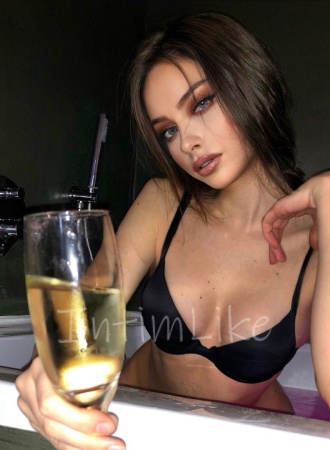 Стриптизерша Ирина №34000, 26 лет